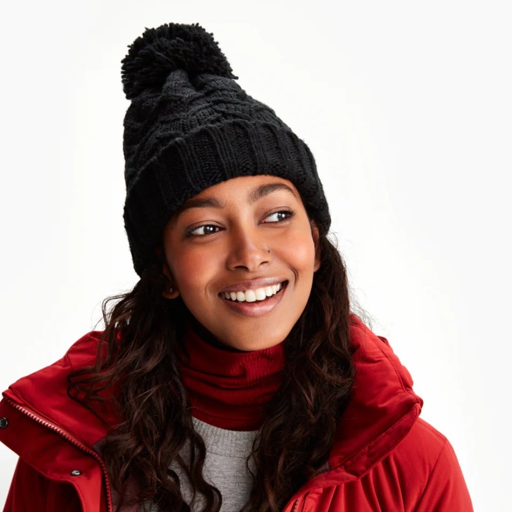Lolë Chunky Knitwear hat NWT